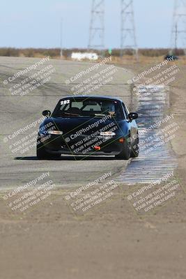 media/Nov-24-2023-Speed SF (Fri) [[8629a6e656]]/Red/Session 3 (Outside Grapevine Exit)/